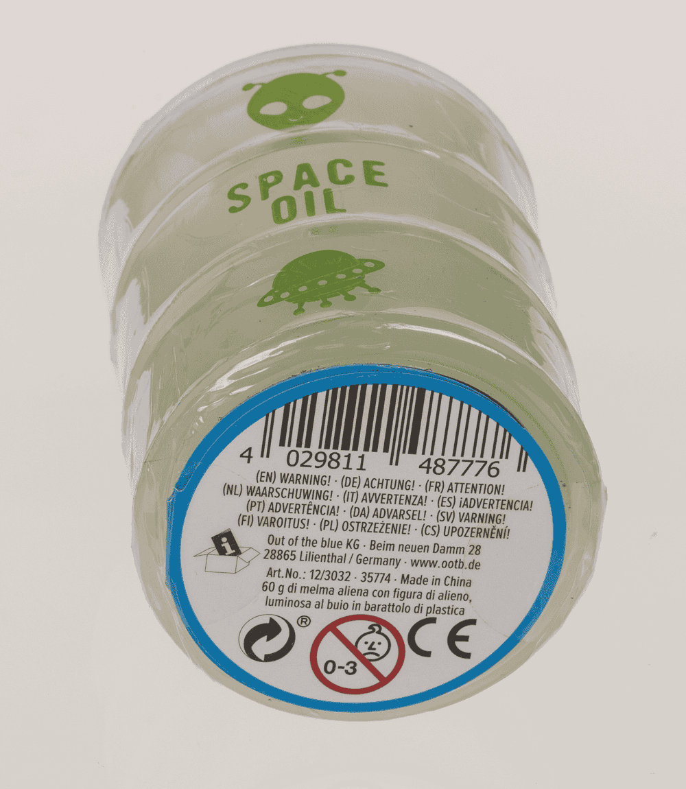 Alien slime with Alien figurine, Glow in the Dark,