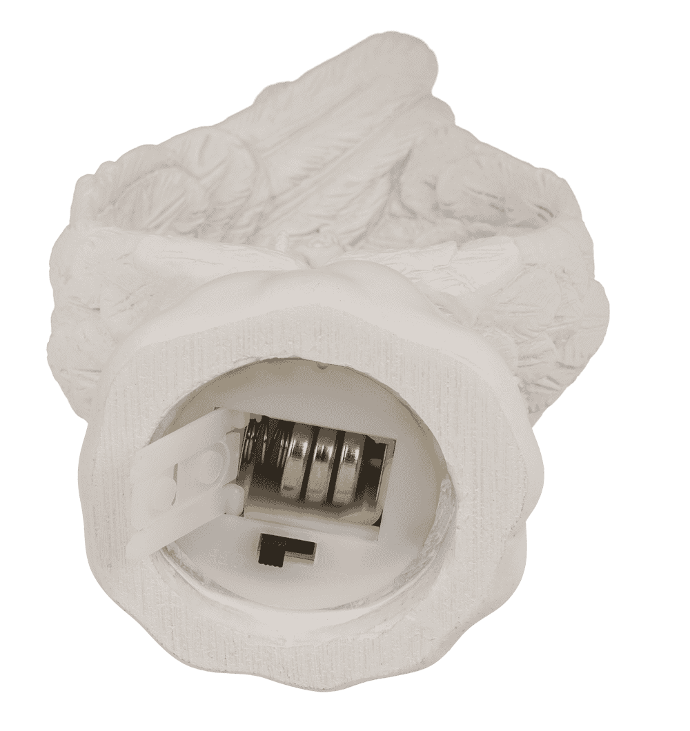 Sitting polyresin angel in wings with warmwhite,