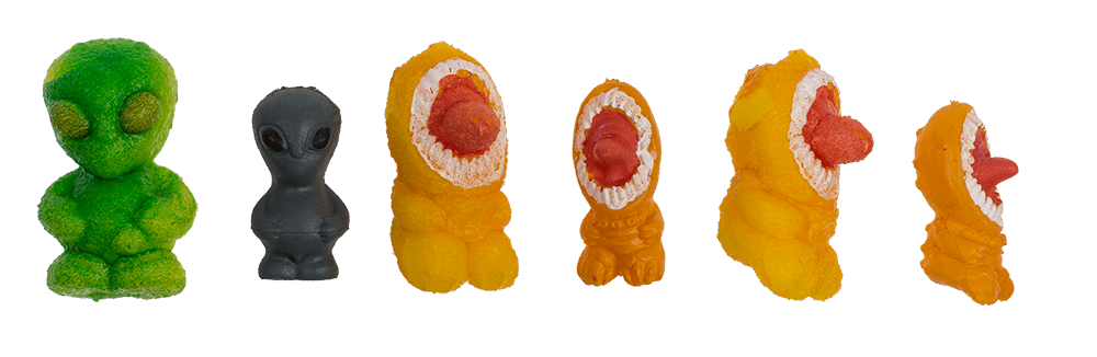 Growing Alien in Ufo, approx. 8 x 5,5 cm,