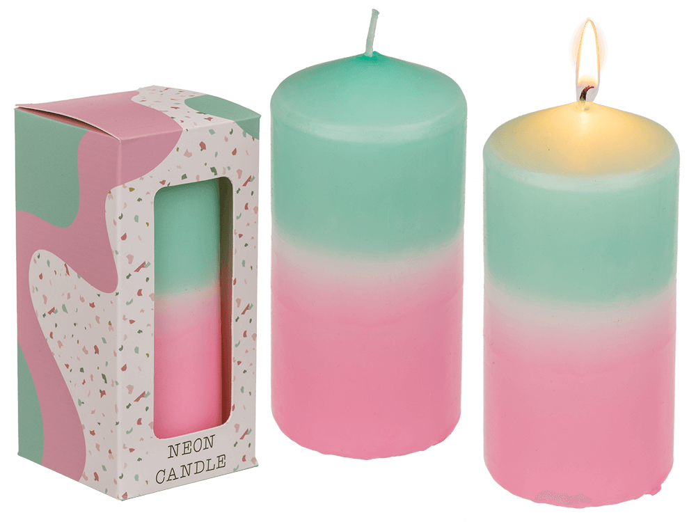 Pillar candle with color gradient
