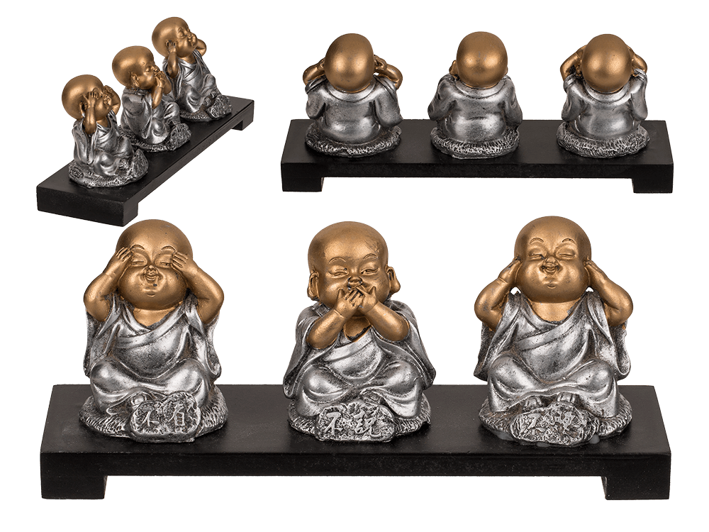 3 Polyresin decoration figurines on wooden bowl,