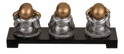 3 Polyresin decoration figurines on wooden bowl,