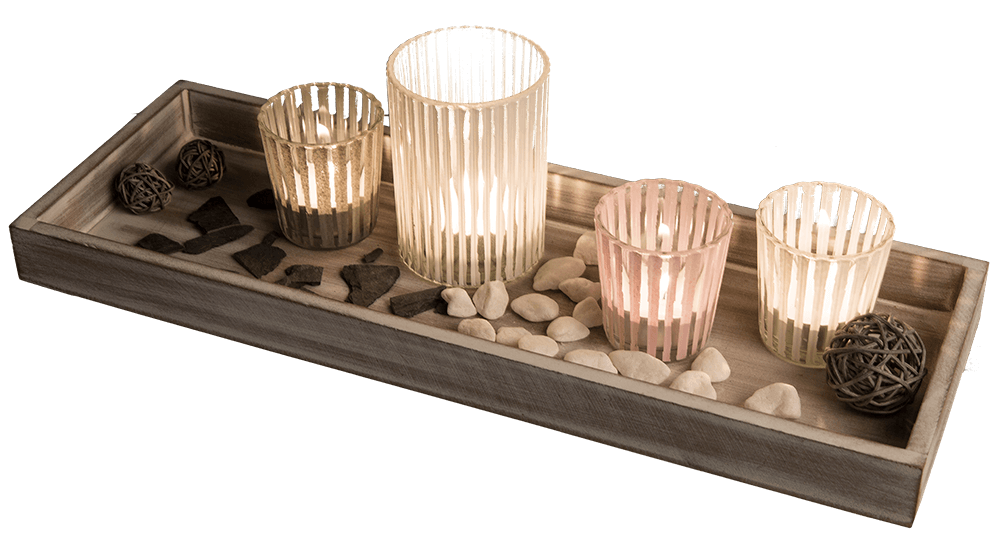 White/natural coloured wooden plate,