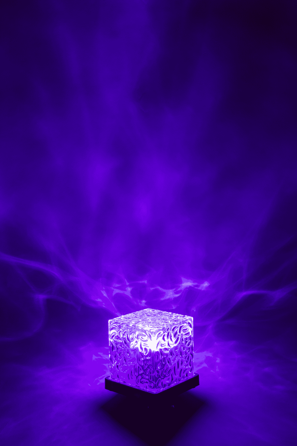 Acrylic lamp, Waves, 11.5 x 11.5 x 11.5 cm,