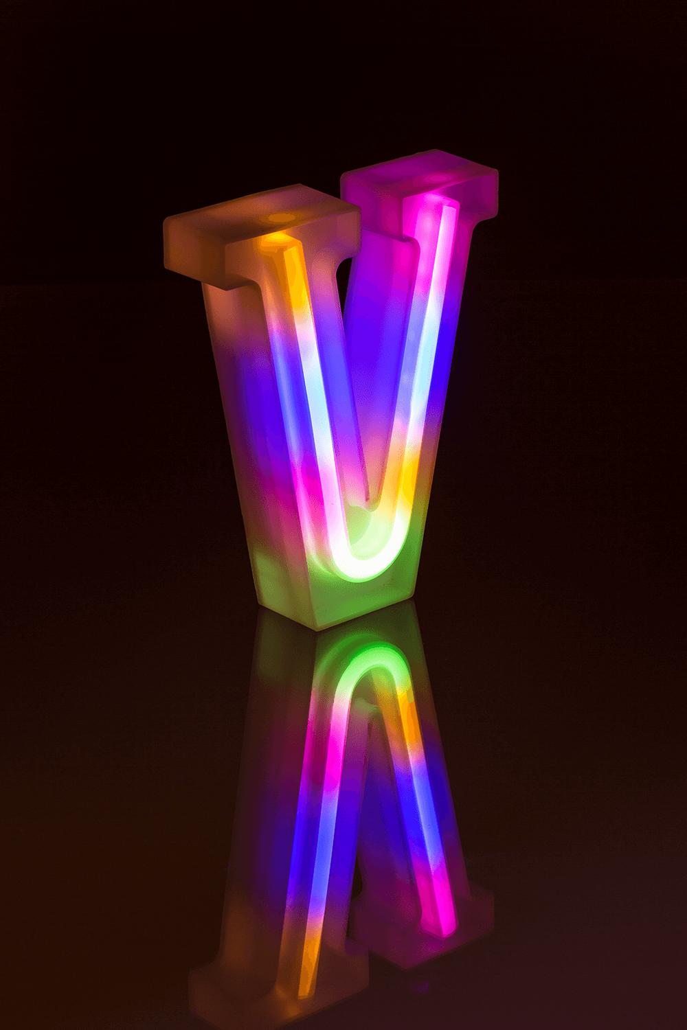 Neon Light Letter; V, Height: 16 cm, for
