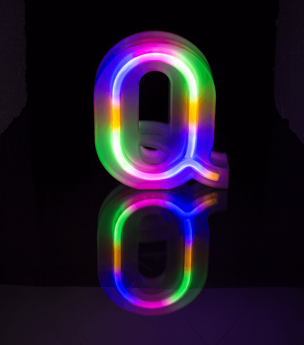 Neon Light Letter, Q, Height: 16 cm, for