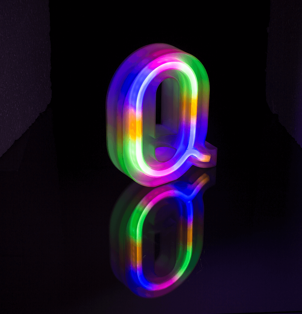 Neon Light Letter, Q, Height: 16 cm, for