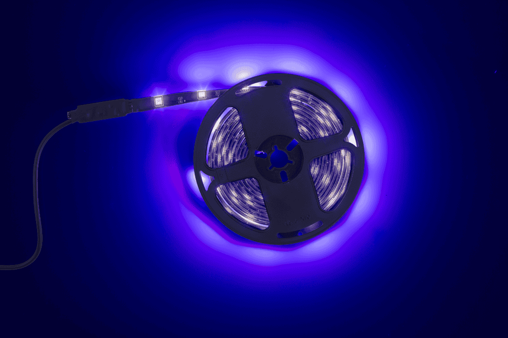 Light strip with colour changing LED,