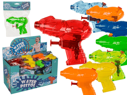 Water pistol,