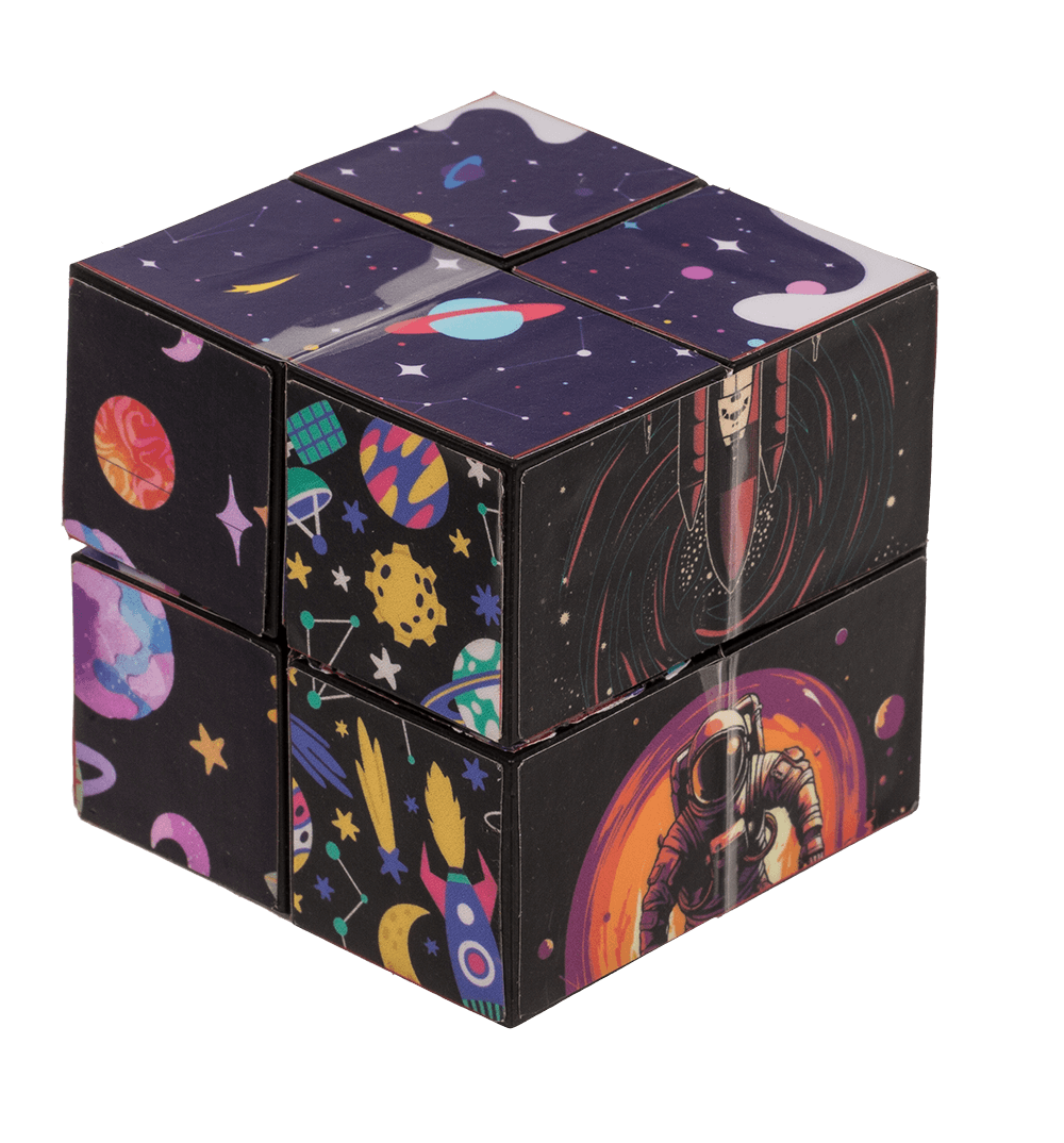 Boundless Space Cube,