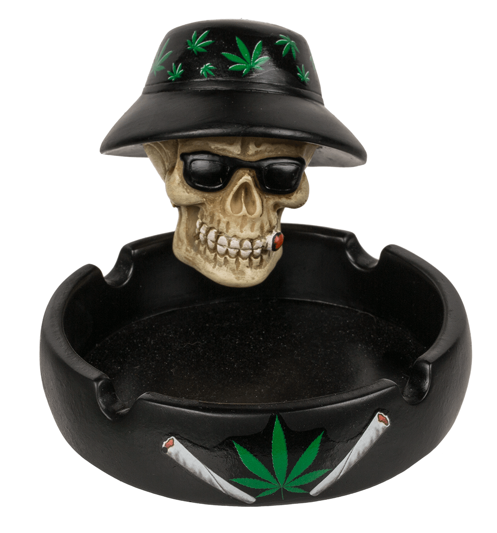 Ashtray, Skull with joint, ca. 17 cm,