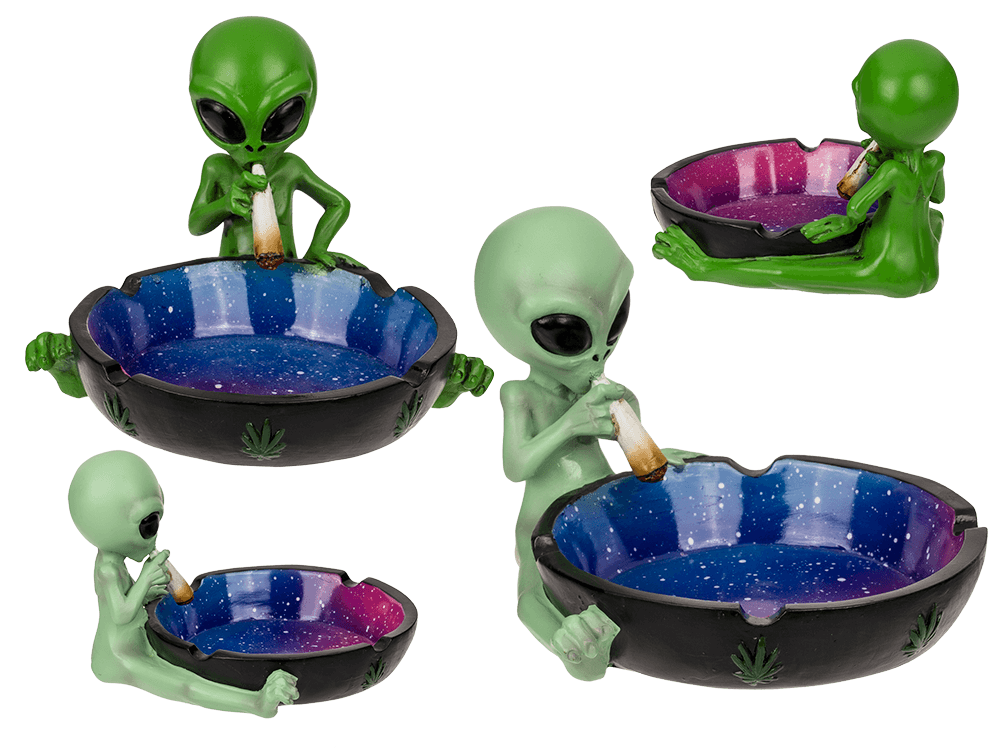 Polyresin ashtray, Alien with joint,