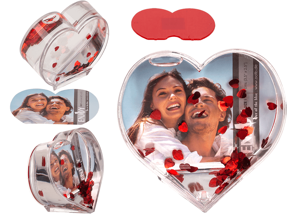 3D-Acrylic glitter heart waterglobe  with heart