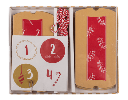 Red/nature coloured advent calender,