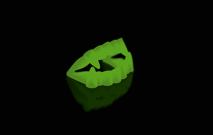 Teeth, Glow in the dark,
